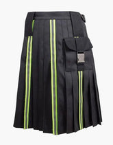 FASTENING STRAPS ON A BLACK FIREFIGHTER KILT - Scottish Kilt Jacket™ USA-UK