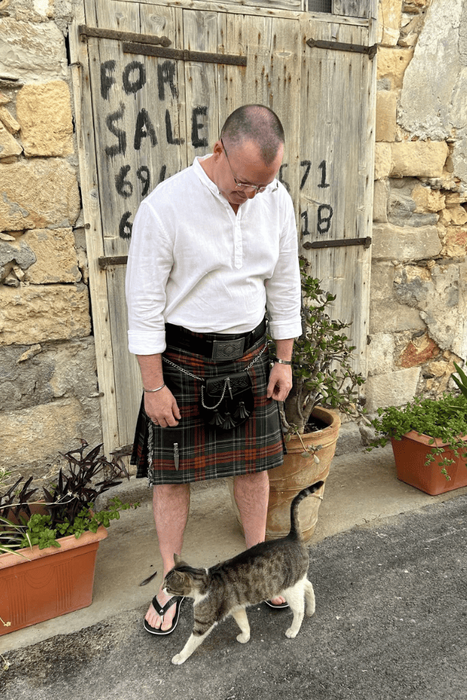 Scottish Great Kilt with pleats – ideal for Highland games or reenactments